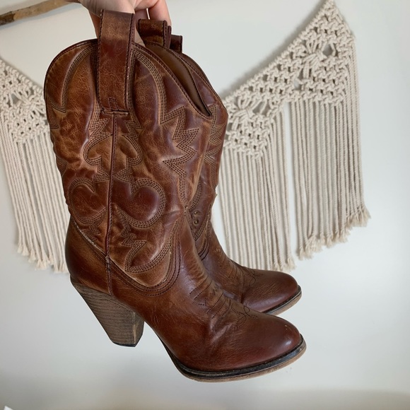 Call It Spring Shoes - 2/30$ - *HOST PICK* Cowboy Boots